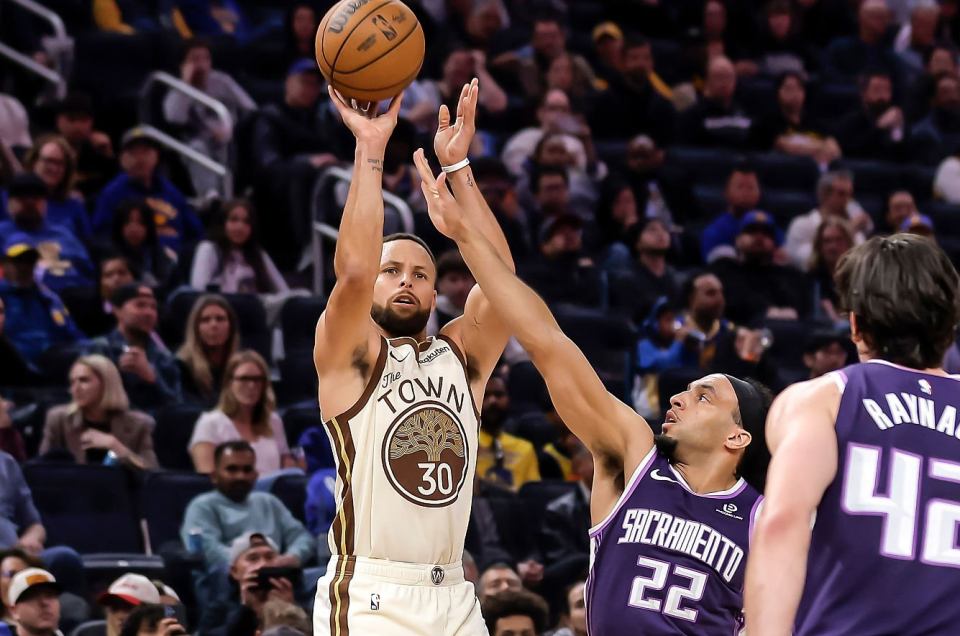 b体育下载-勇士擒国王终结4连败！库里替补出战砍17分：79秒轰进两记3+1